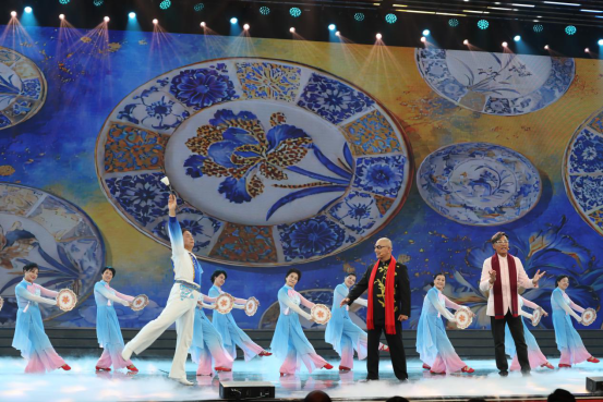 【上网审批】2026年广东省银发迎春联欢晚会完成录制 银龄风采诠释“老有所为、老有所乐”新风尚1080.png